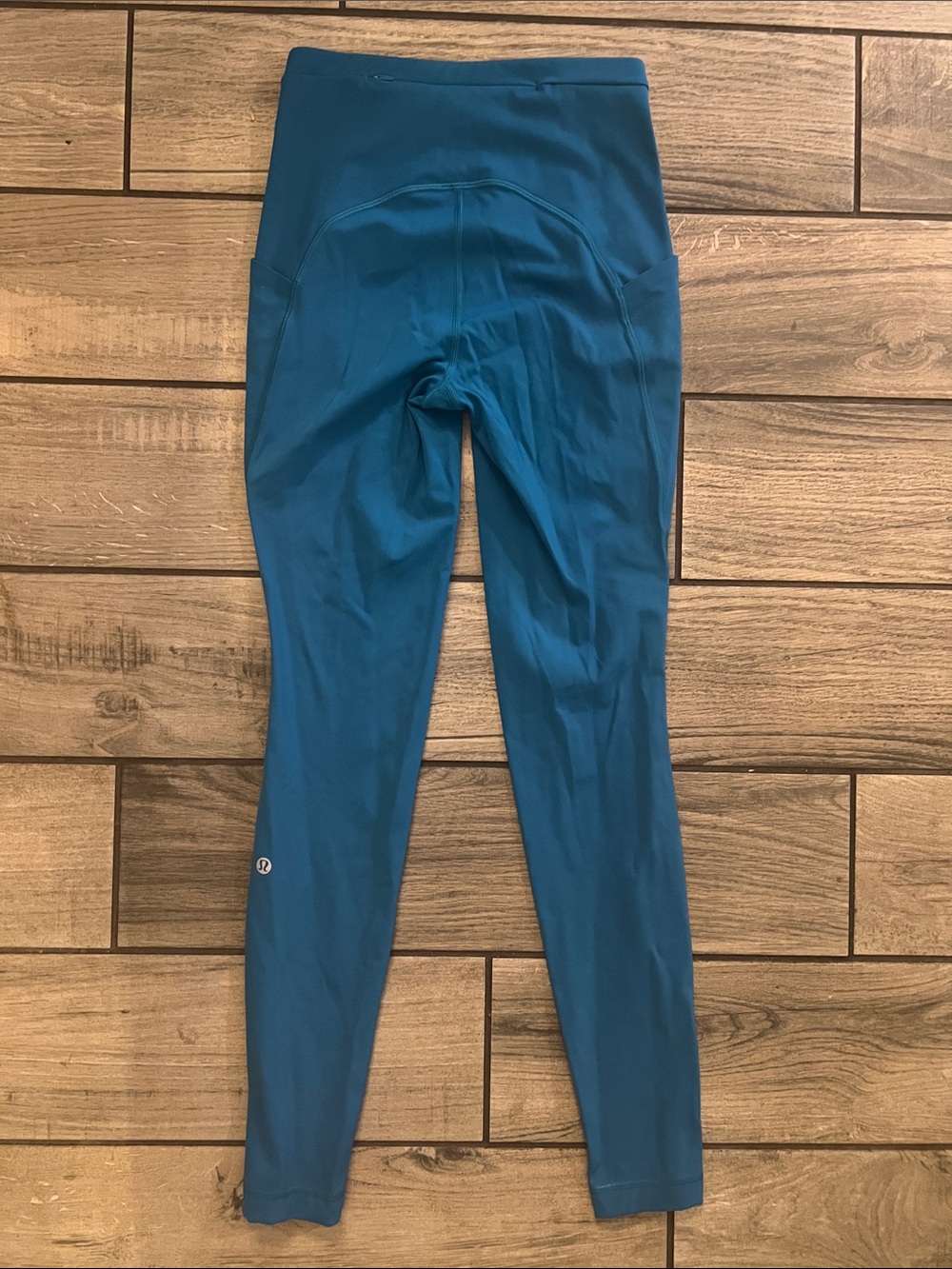 Lululemon Teal Performance High-Waist Leggings with Side Pockets